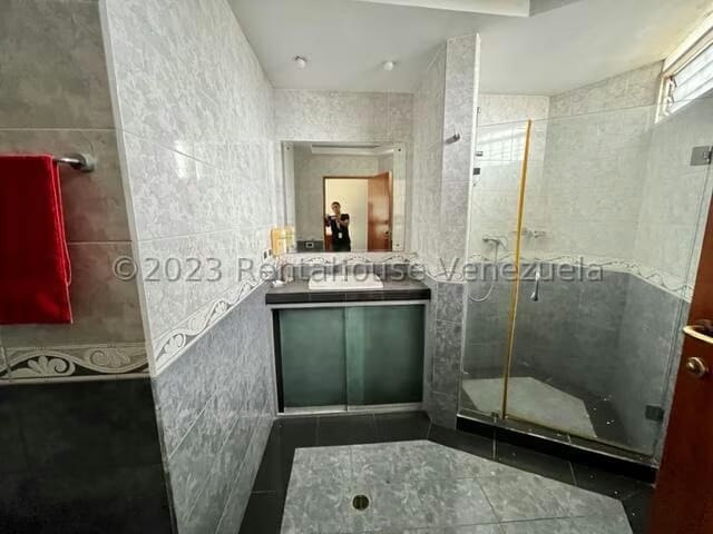 Casa (Duplex) en Venta en La Lagunita Country Club, Distrito Metropolitano - 52