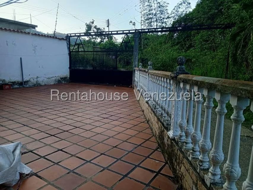 Casa (Duplex) en Venta en Las Malvinas, Trujillo - 11