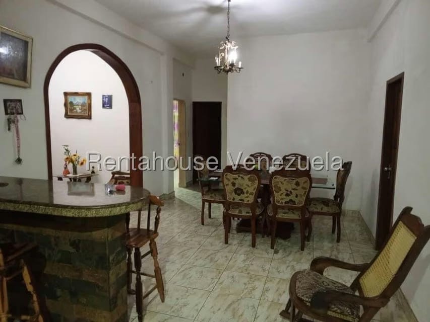 Casa (Duplex) en Venta en Las Malvinas, Trujillo - 22