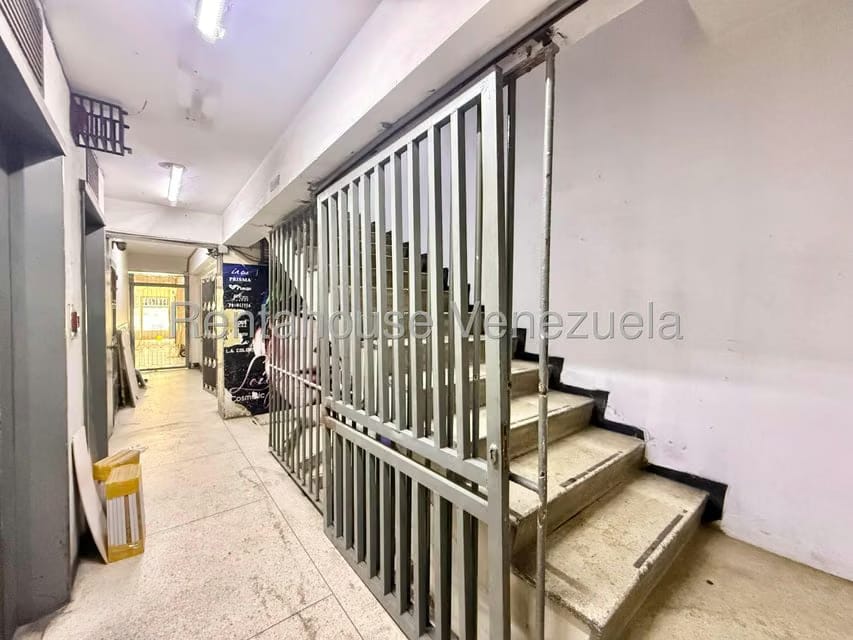 Comercial (Edificio) en Venta en Centro, Distrito Metropolitano - 17