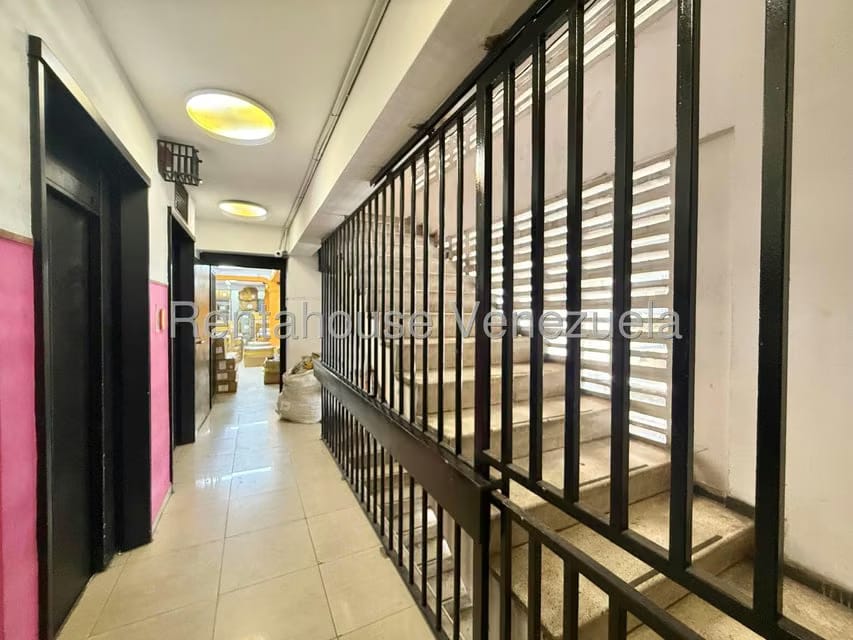 Comercial (Edificio) en Venta en Centro, Distrito Metropolitano - 7