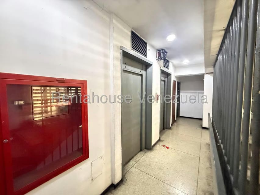 Comercial (Edificio) en Venta en Centro, Distrito Metropolitano - 9