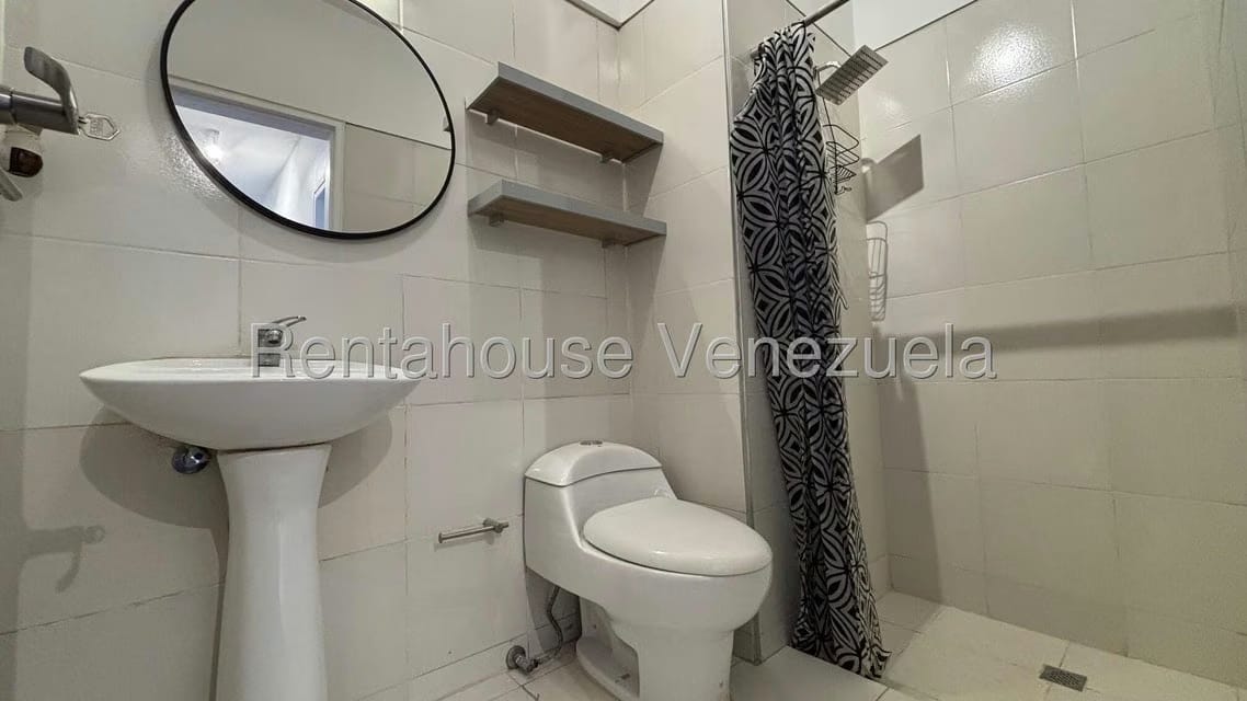 Apartamento (1 Nivel) en Alquiler en Manzanares, Distrito Metropolitano - 12