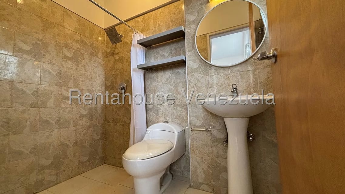 Apartamento (1 Nivel) en Alquiler en Manzanares, Distrito Metropolitano - 9