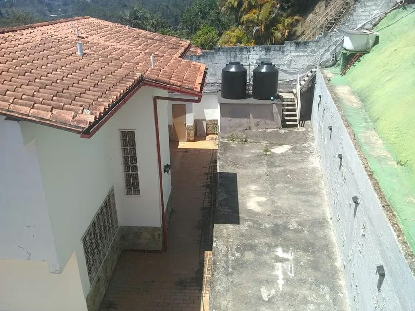 Casa (Multipes Niveles) en Venta en El Picacho, Miranda - 3