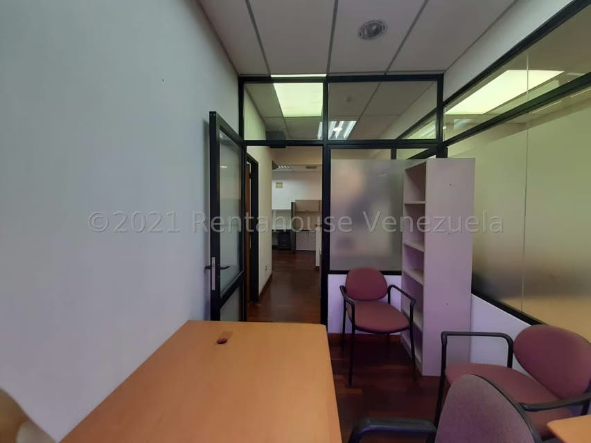 Comercial (Oficina) en Venta en La Lagunita Country Club, Distrito Metropolitano - 12