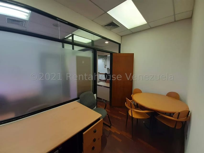 Comercial (Oficina) en Venta en La Lagunita Country Club, Distrito Metropolitano - 9