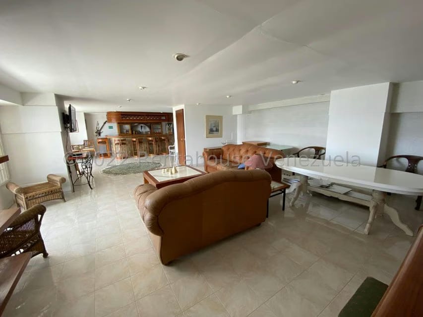 Casa (Multipes Niveles) en Venta en Alto Prado, Distrito Metropolitano - 21