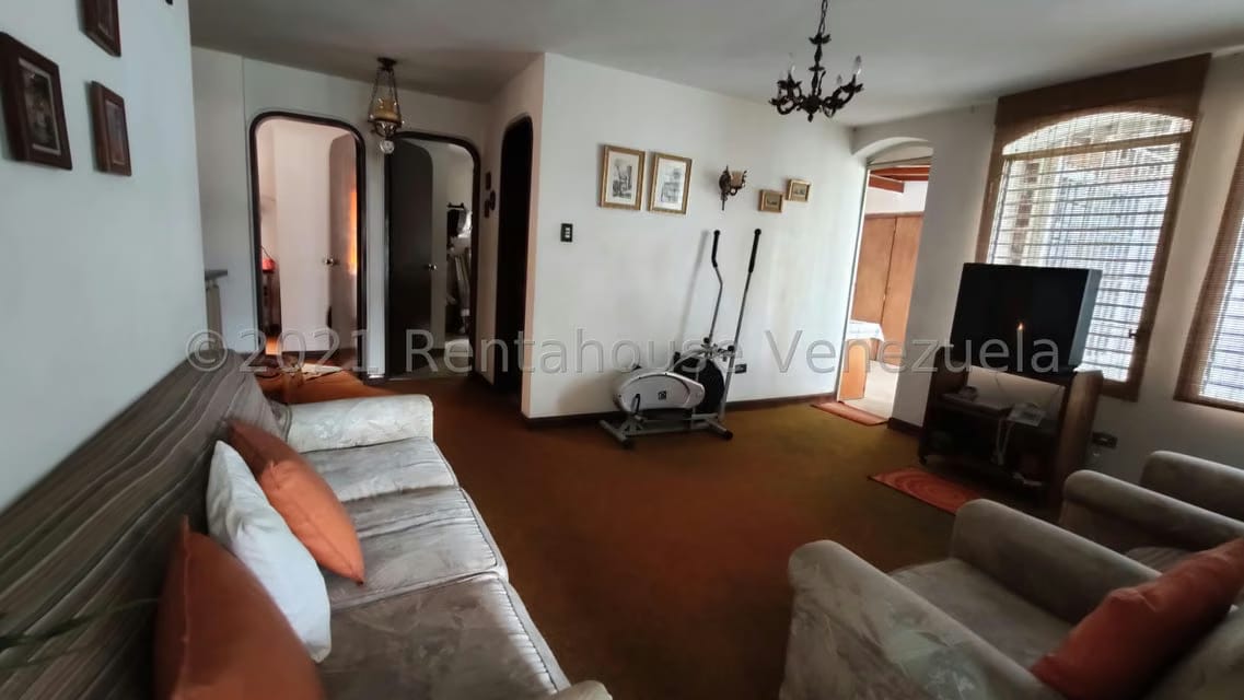 Casa (Multipes Niveles) en Venta en Macaracuay, Distrito Metropolitano - 16