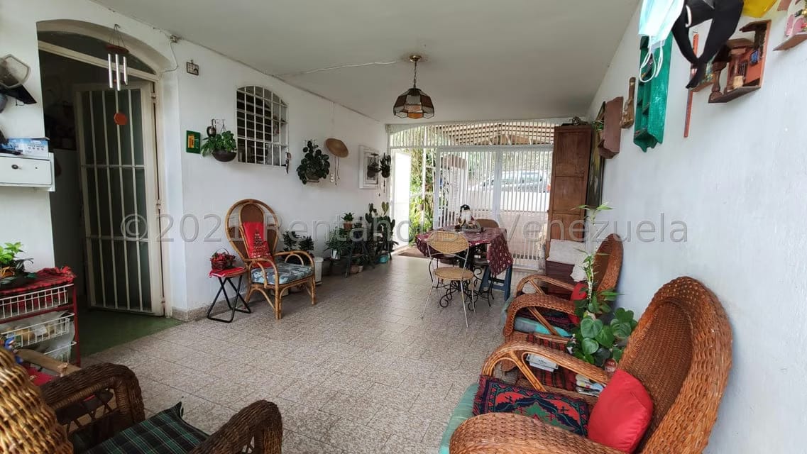 Casa (Multipes Niveles) en Venta en Macaracuay, Distrito Metropolitano - 41