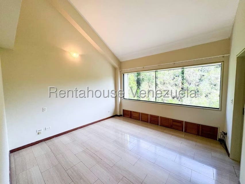 Apartamento (Duplex) en Venta en Lomas de La Lagunita, Distrito Metropolitano - 32