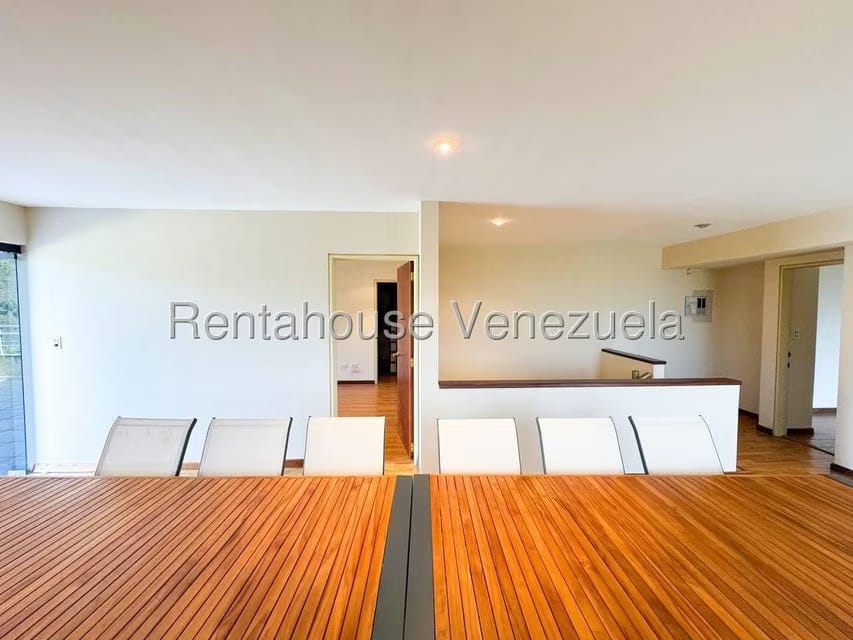 Apartamento (Duplex) en Venta en Lomas de La Lagunita, Distrito Metropolitano - 40