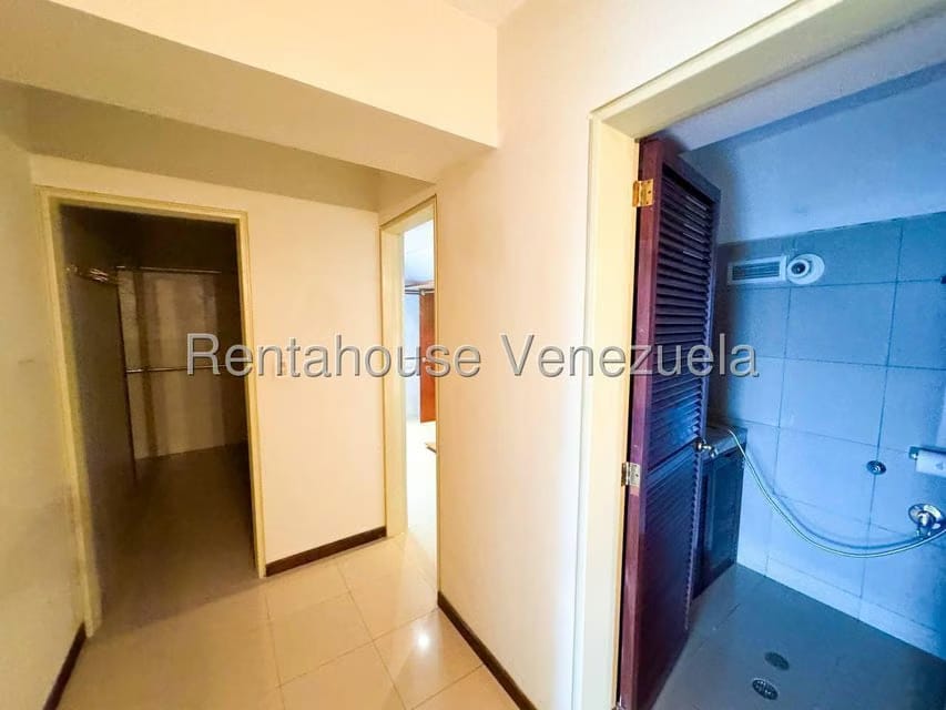 Apartamento (Duplex) en Venta en Lomas de La Lagunita, Distrito Metropolitano - 53