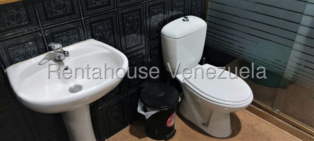 Casa (Multipes Niveles) en Venta en Municipio Carrizal, Miranda - 13