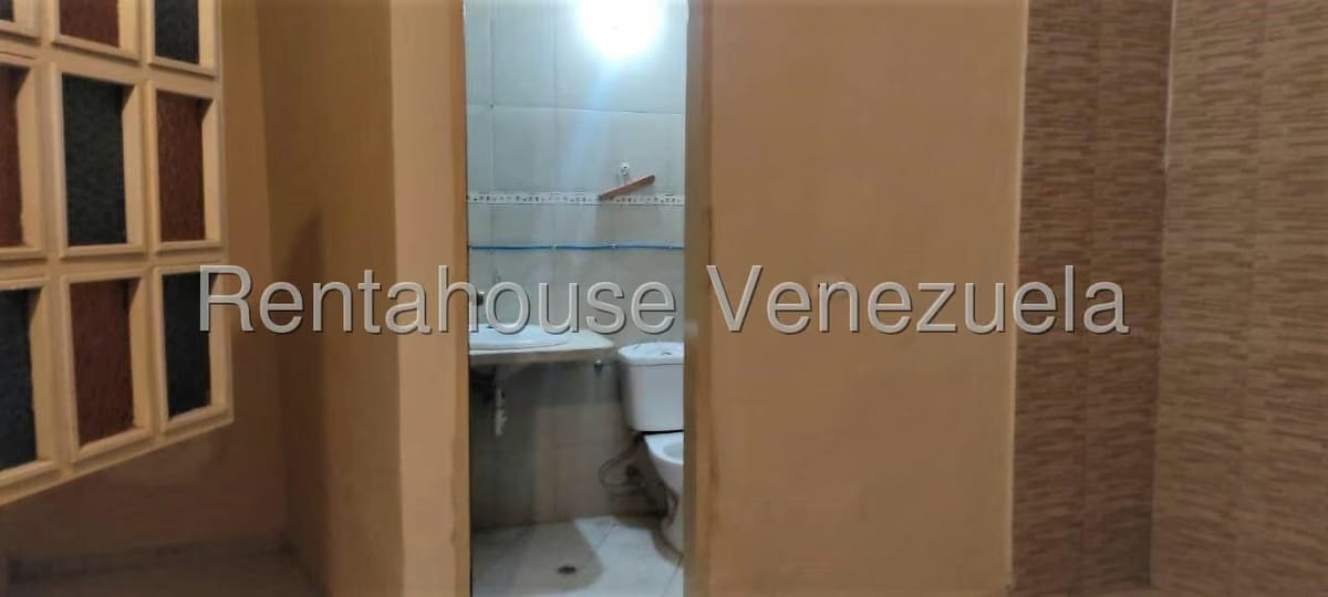 Casa (Multipes Niveles) en Venta en Municipio Carrizal, Miranda - 25