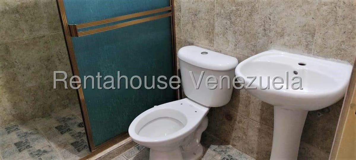 Casa (Multipes Niveles) en Venta en Municipio Carrizal, Miranda - 26