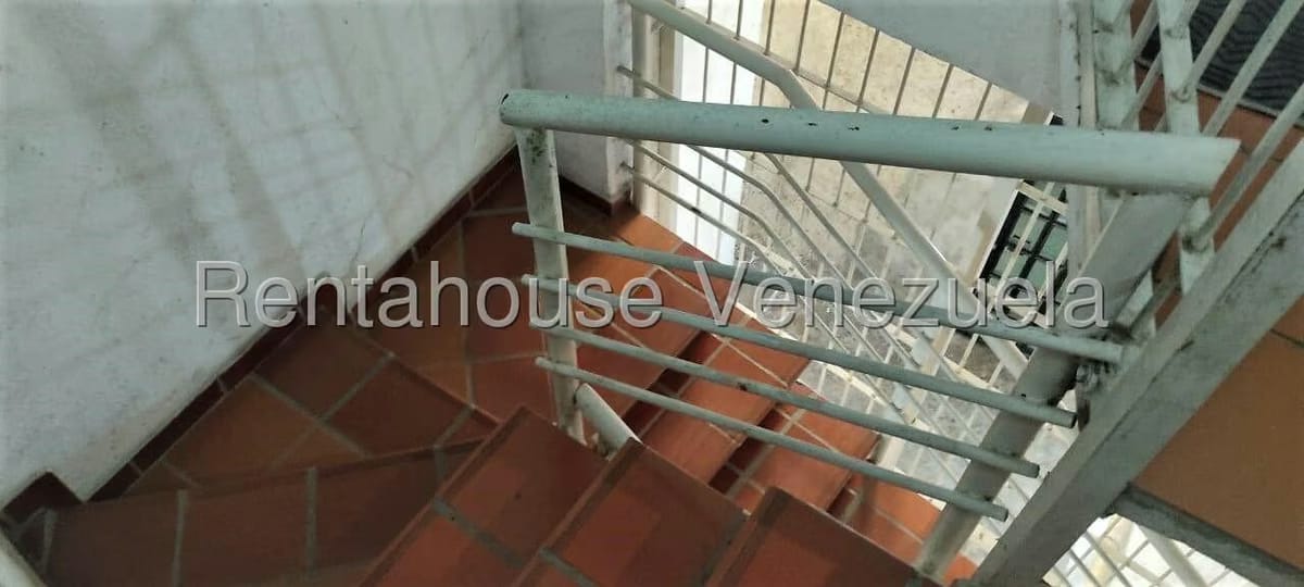 Casa (Multipes Niveles) en Venta en Municipio Carrizal, Miranda - 27