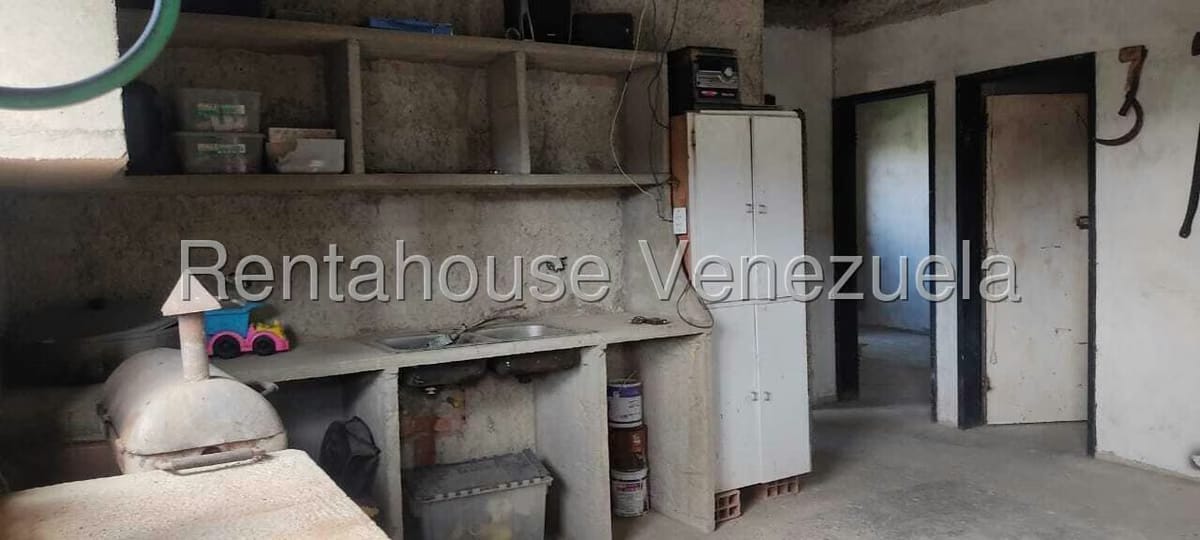 Casa (Multipes Niveles) en Venta en Municipio Carrizal, Miranda - 28