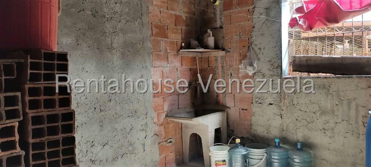 Casa (Multipes Niveles) en Venta en Municipio Carrizal, Miranda - 37