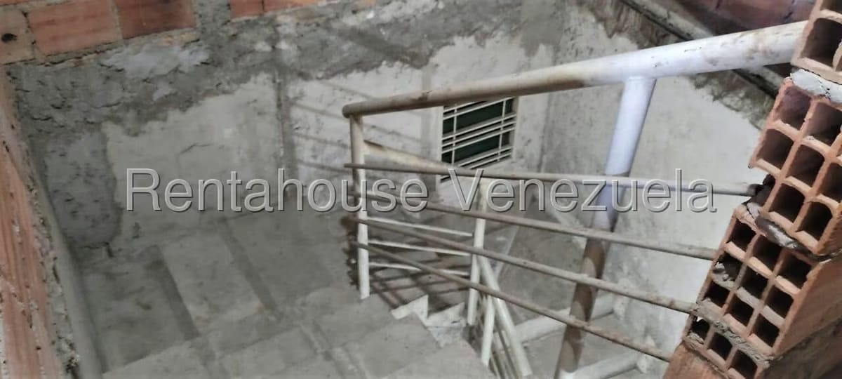 Casa (Multipes Niveles) en Venta en Municipio Carrizal, Miranda - 39