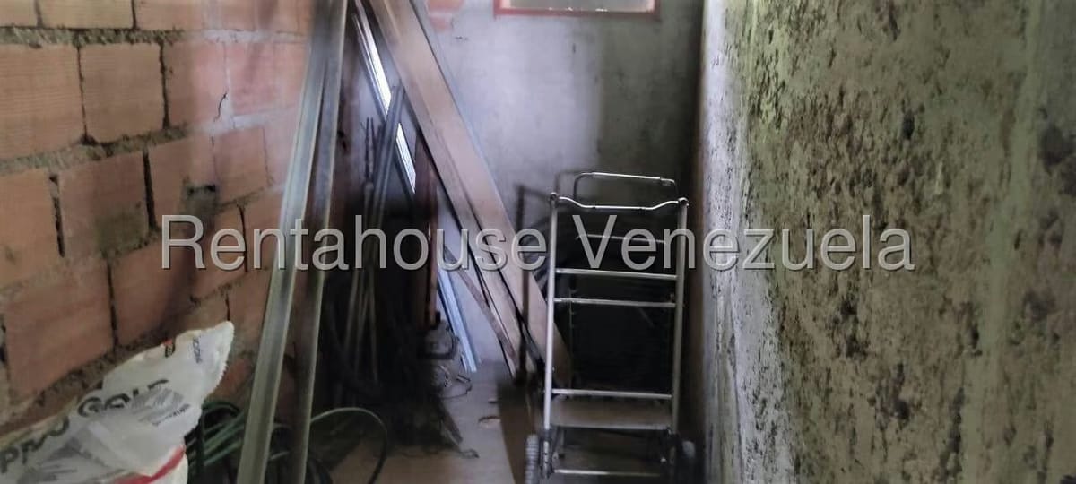 Casa (Multipes Niveles) en Venta en Municipio Carrizal, Miranda - 43