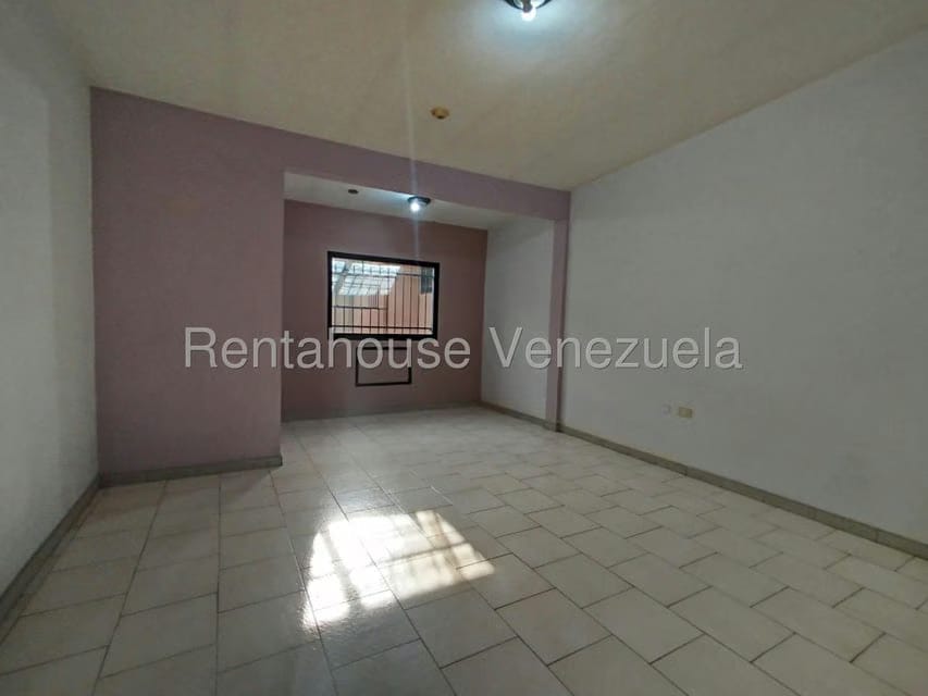 Comercial (Consultorio Medico) en Alquiler en Sabana Larga, Aragua - 2