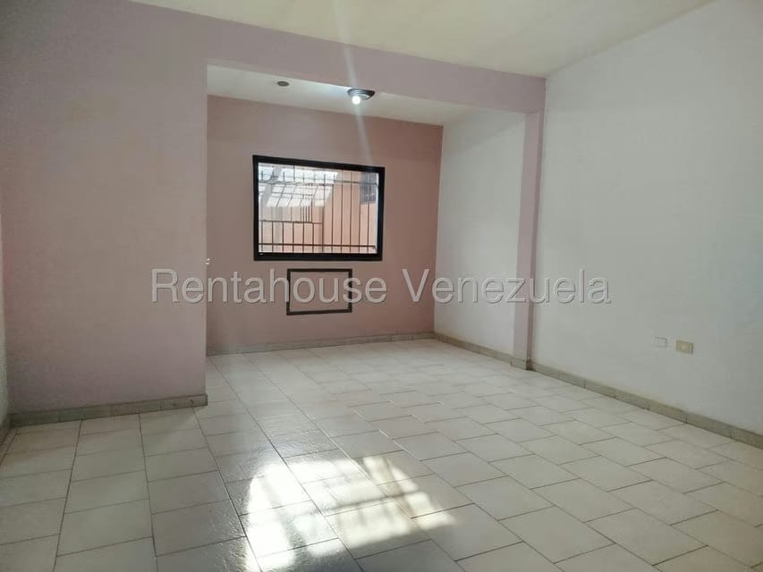 Comercial (Consultorio Medico) en Alquiler en Sabana Larga, Aragua - 3