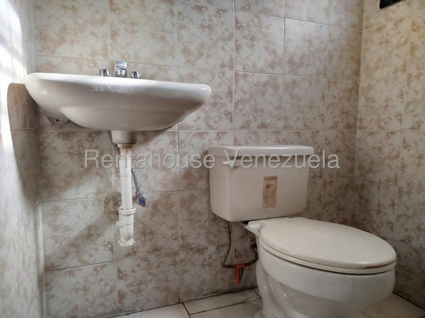 Comercial (Consultorio Medico) en Alquiler en Sabana Larga, Aragua - 9