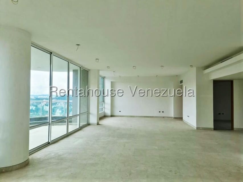 Apartamento (1 Nivel) en Venta en Colinas de Valle Arriba / Mirador de Los Campitos, Distrito Metropolitano - 4
