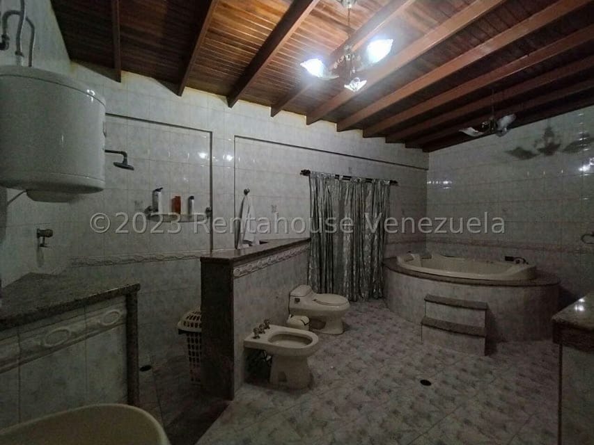 Terreno (Comercial) en Venta en Palo Negro, Aragua - 26