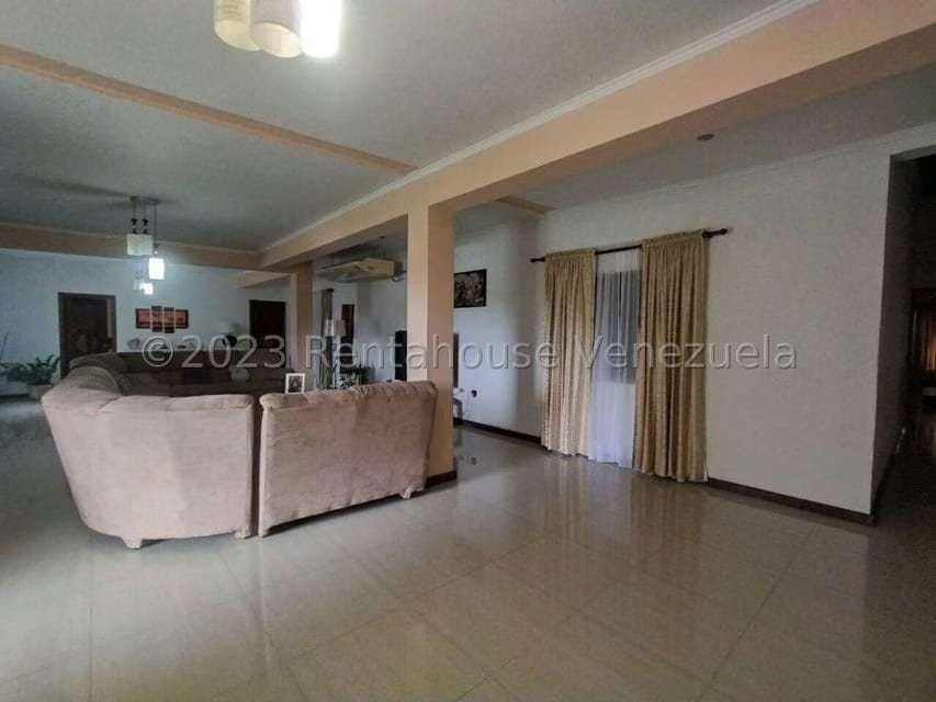 Terreno (Comercial) en Venta en Palo Negro, Aragua - 6