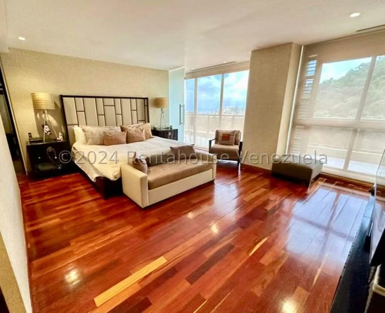 Apartamento (Duplex) en Venta en La Lagunita Country Club, Distrito Metropolitano - 23