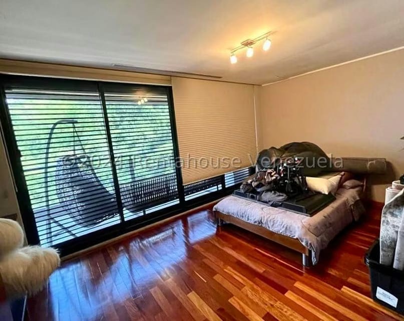 Apartamento (Duplex) en Venta en La Lagunita Country Club, Distrito Metropolitano - 37