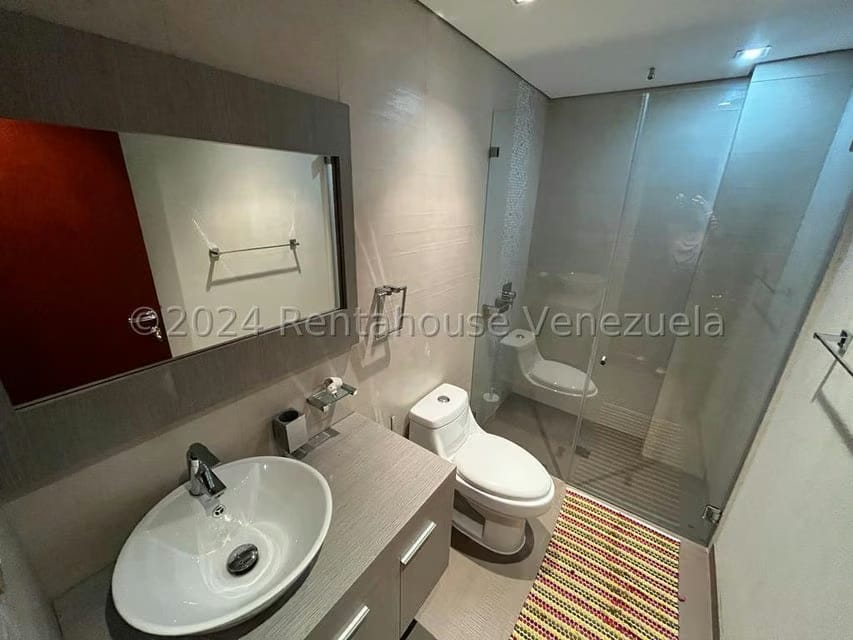 Apartamento (Duplex) en Venta en La Lagunita Country Club, Distrito Metropolitano - 38