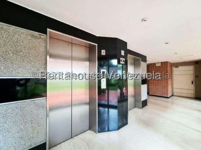 Apartamento (1 Nivel) en Alquiler en El Rosal, Distrito Metropolitano - 15