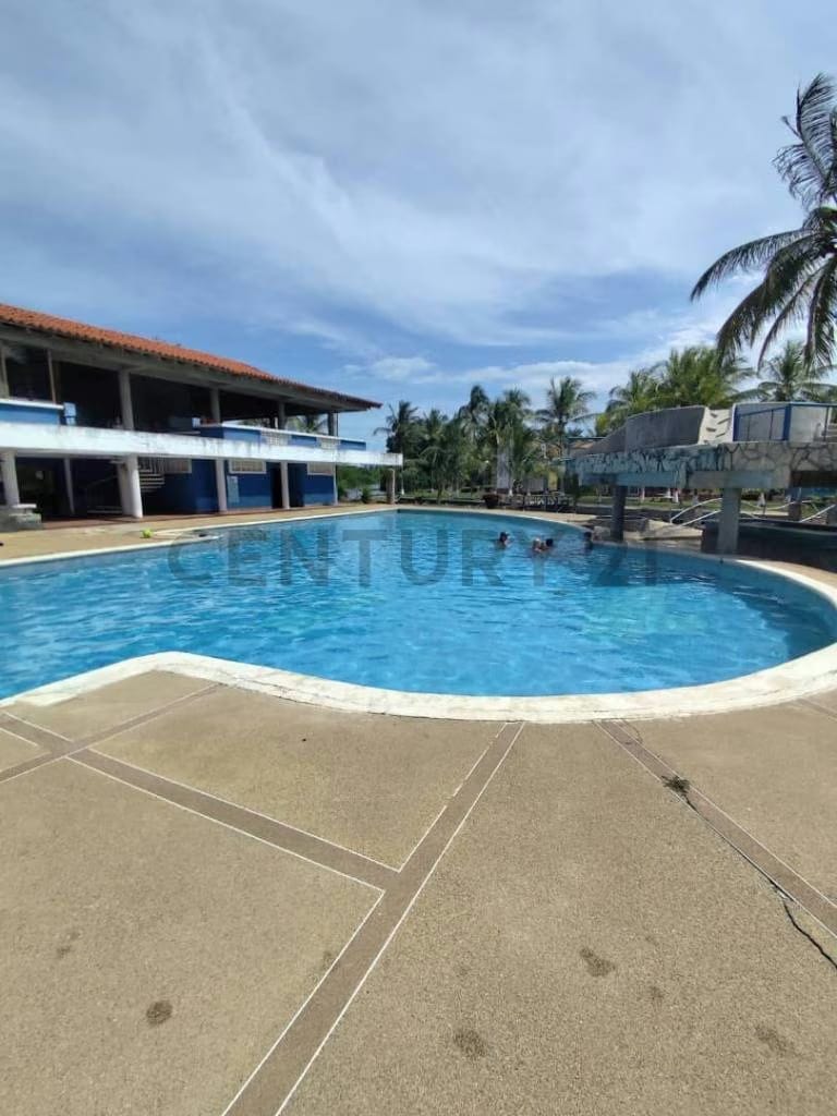 VENTA APARTAMENTO ISLA REAL EN RIO CHICO ZT - 9