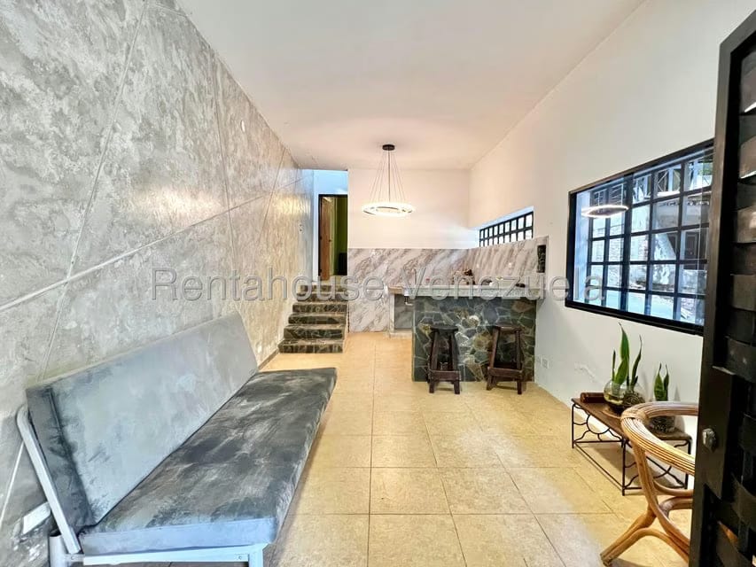 Apartamento (1 Nivel) en Alquiler en Oripoto, Distrito Metropolitano - 2