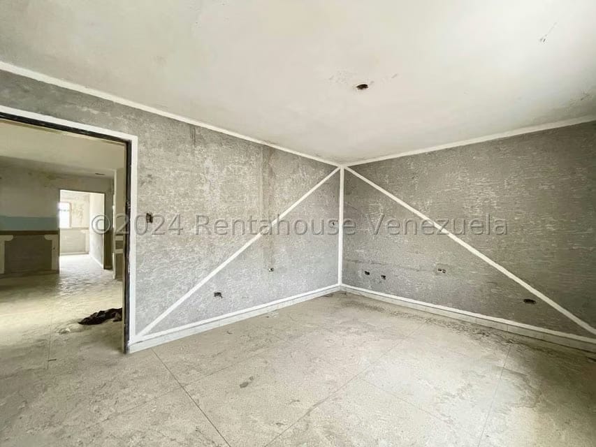 Comercial (Edificio) en Alquiler en La Romana, Aragua - 14