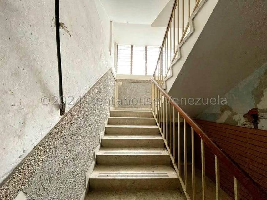 Comercial (Edificio) en Alquiler en La Romana, Aragua - 20