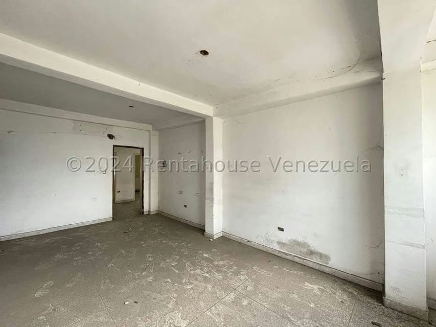 Comercial (Edificio) en Alquiler en La Romana, Aragua - 23