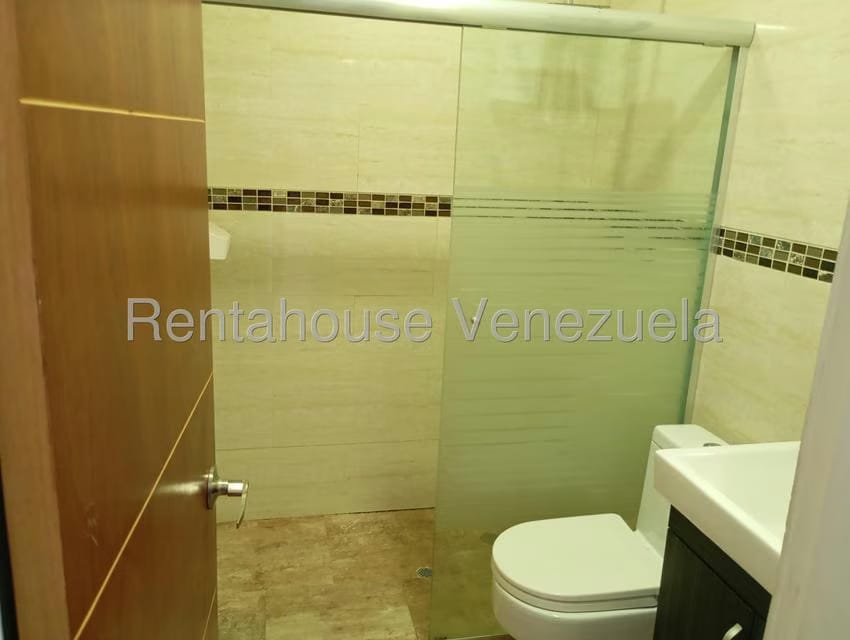 Casa (Duplex) en Venta en Colinas de Carrizal, Miranda - 19