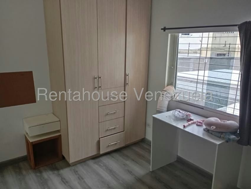 Casa (Duplex) en Venta en Colinas de Carrizal, Miranda - 23
