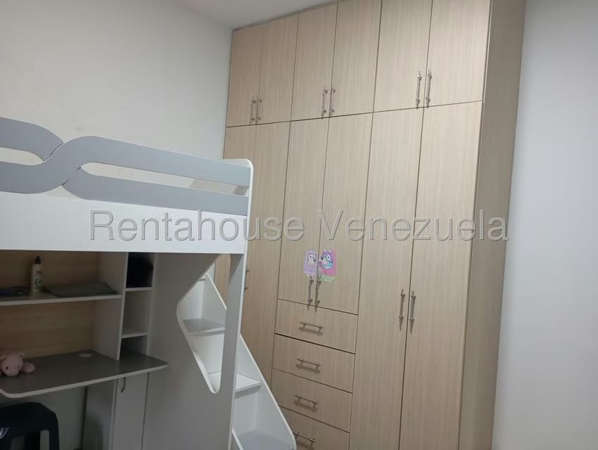 Casa (Duplex) en Venta en Colinas de Carrizal, Miranda - 25