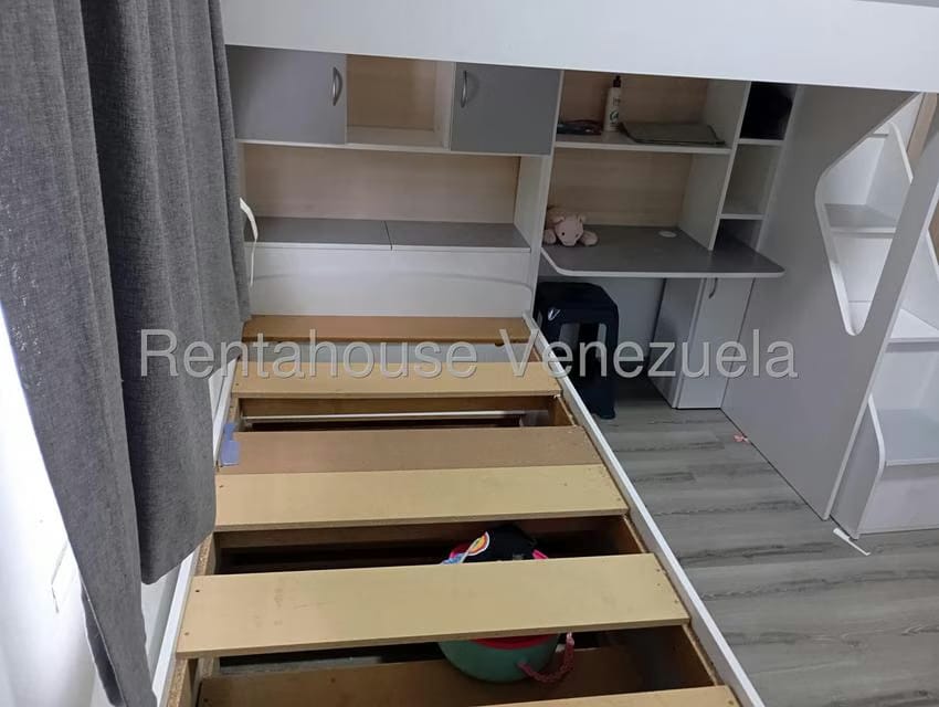 Casa (Duplex) en Venta en Colinas de Carrizal, Miranda - 26