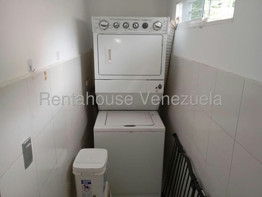 Casa (Duplex) en Venta en Colinas de Carrizal, Miranda - 30