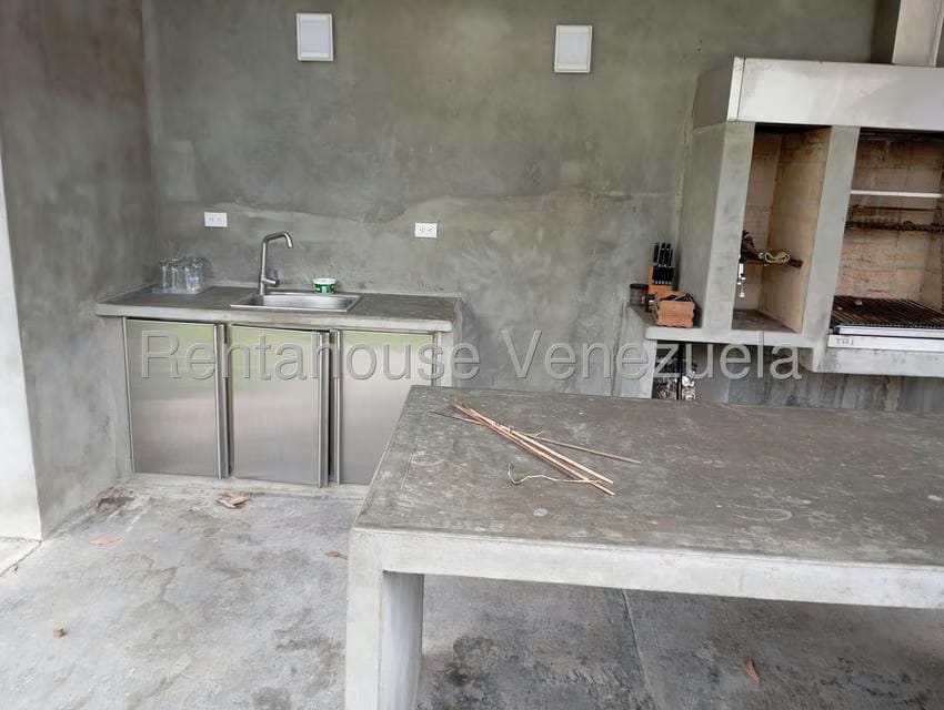 Casa (Duplex) en Venta en Colinas de Carrizal, Miranda - 41