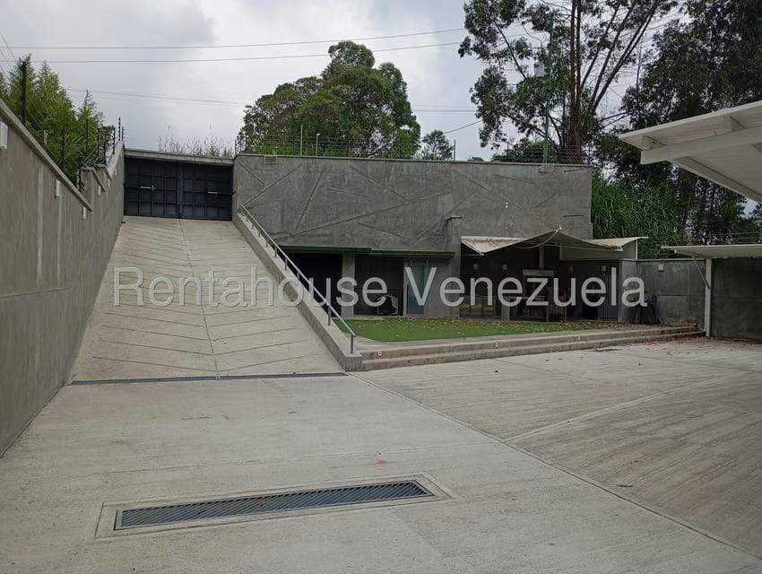 Casa (Duplex) en Venta en Colinas de Carrizal, Miranda - 46