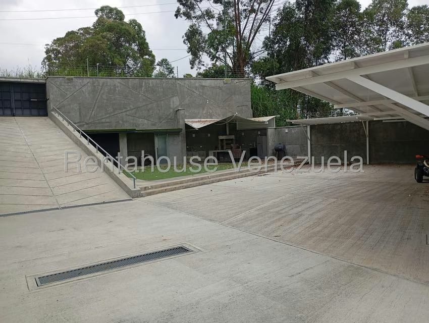 Casa (Duplex) en Venta en Colinas de Carrizal, Miranda - 48