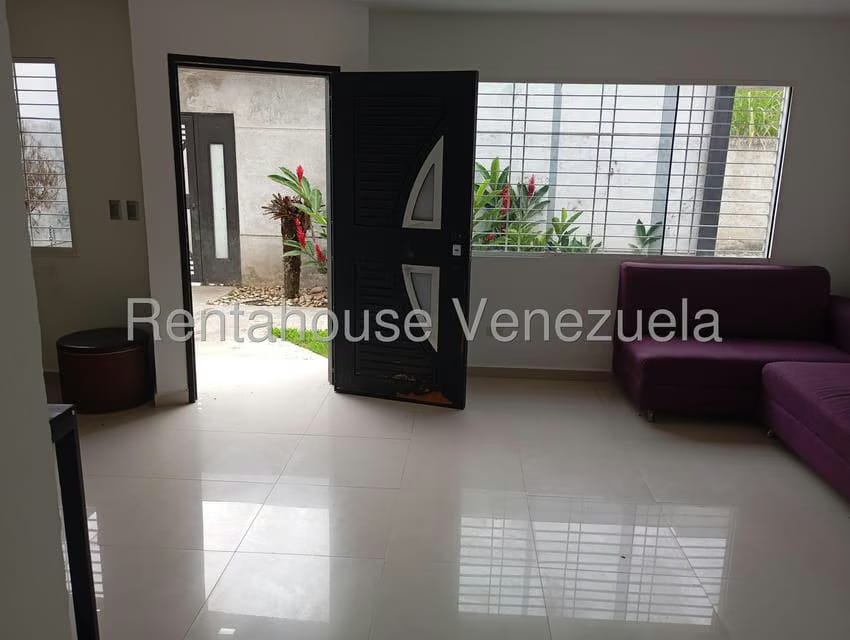 Casa (Duplex) en Venta en Colinas de Carrizal, Miranda - 7