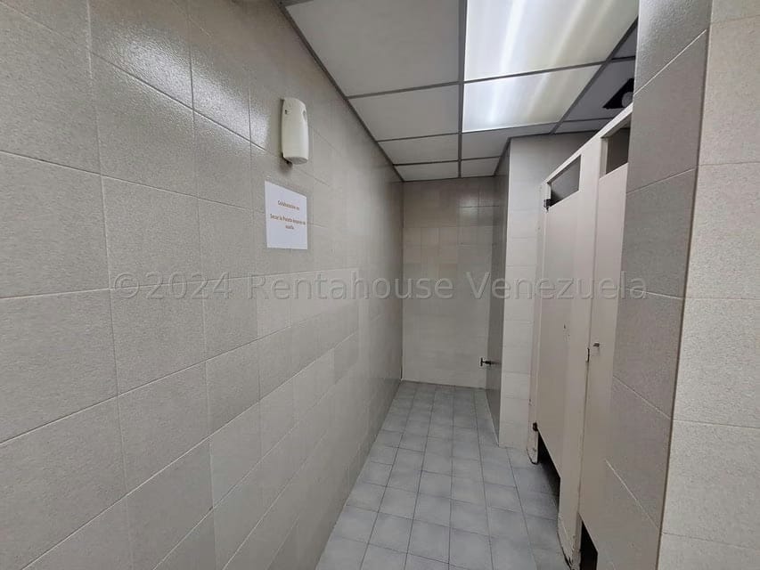 Comercial (Oficina) en Alquiler en Terrazas del Avila, Distrito Metropolitano - 11